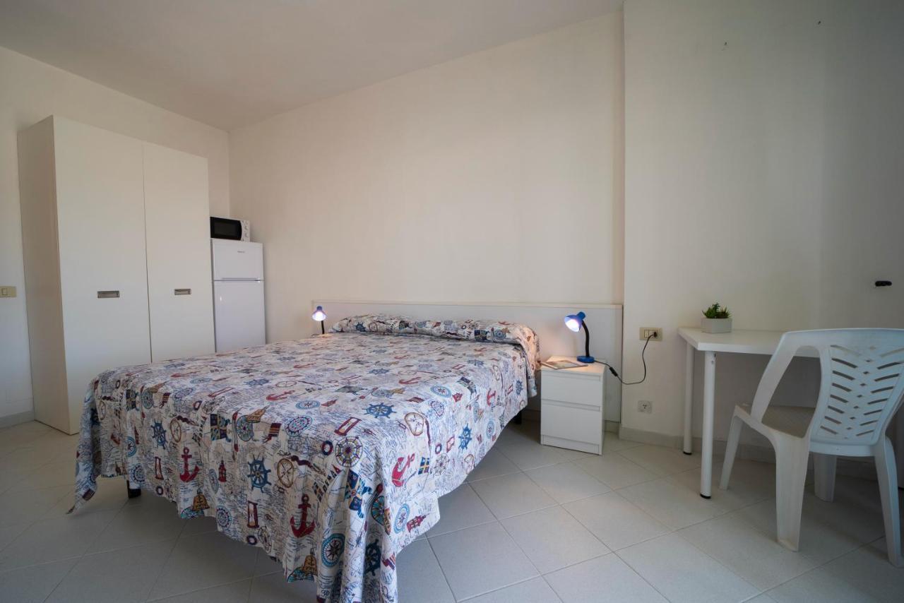 Aparthotel Le Sirene Seccheto Esterno foto