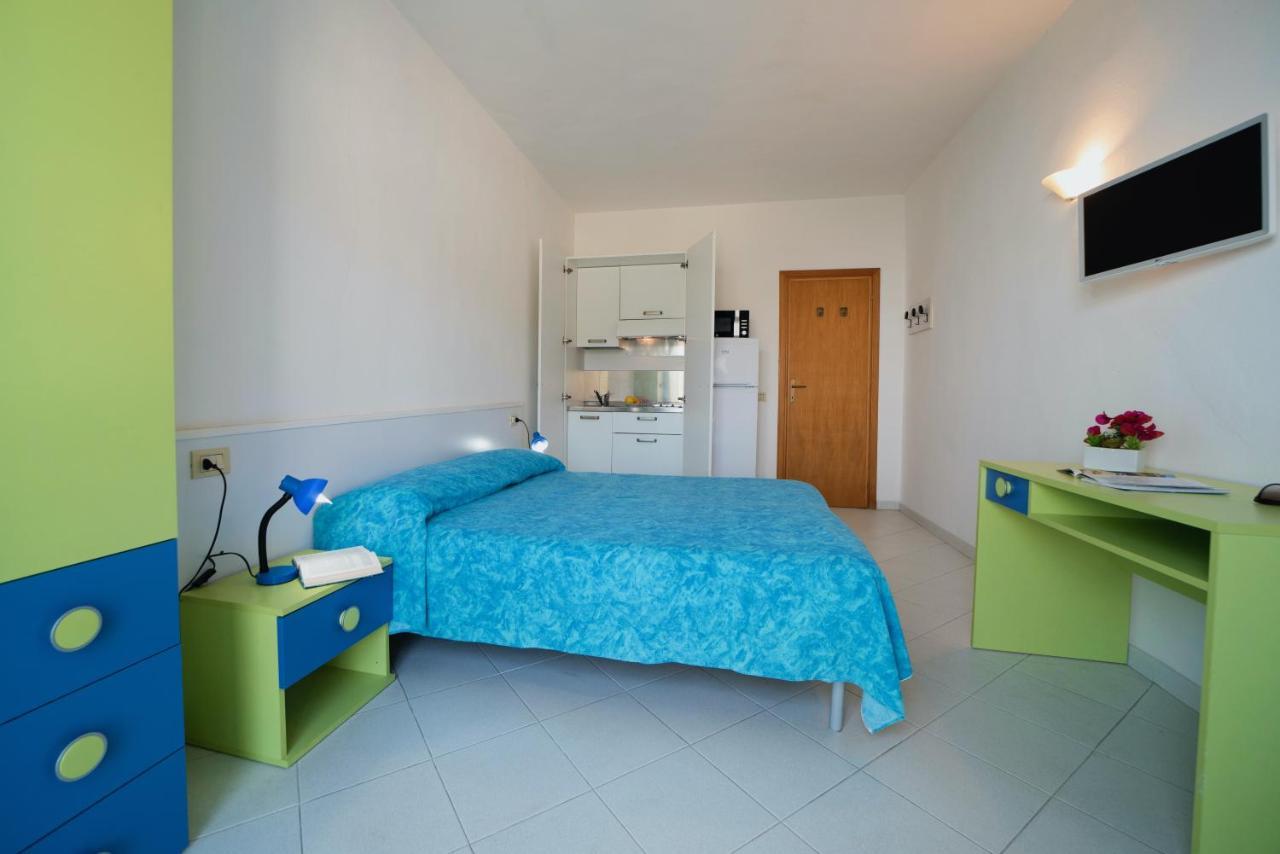 Aparthotel Le Sirene Seccheto Esterno foto