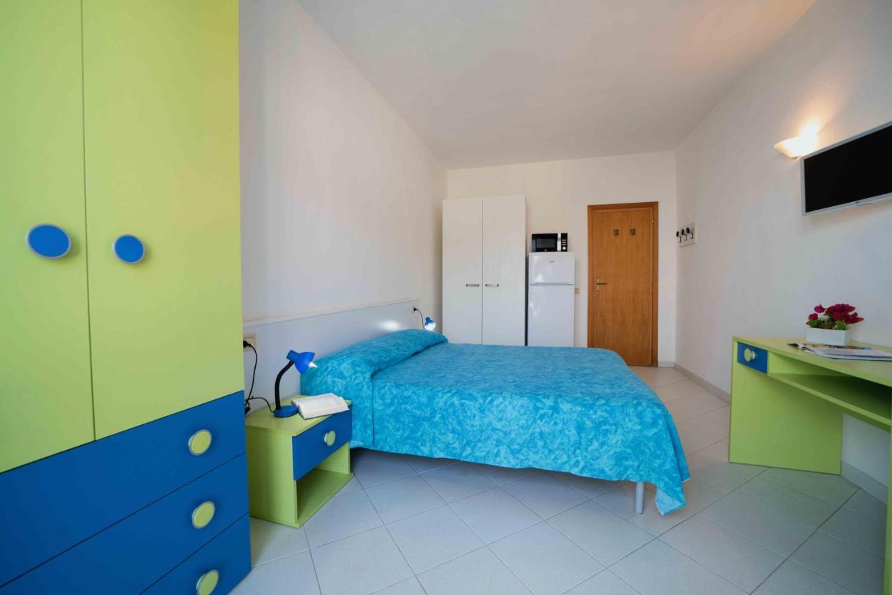 Aparthotel Le Sirene Seccheto Esterno foto