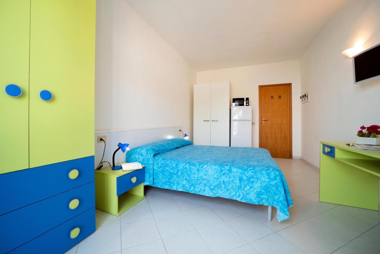 Aparthotel Le Sirene Seccheto Esterno foto