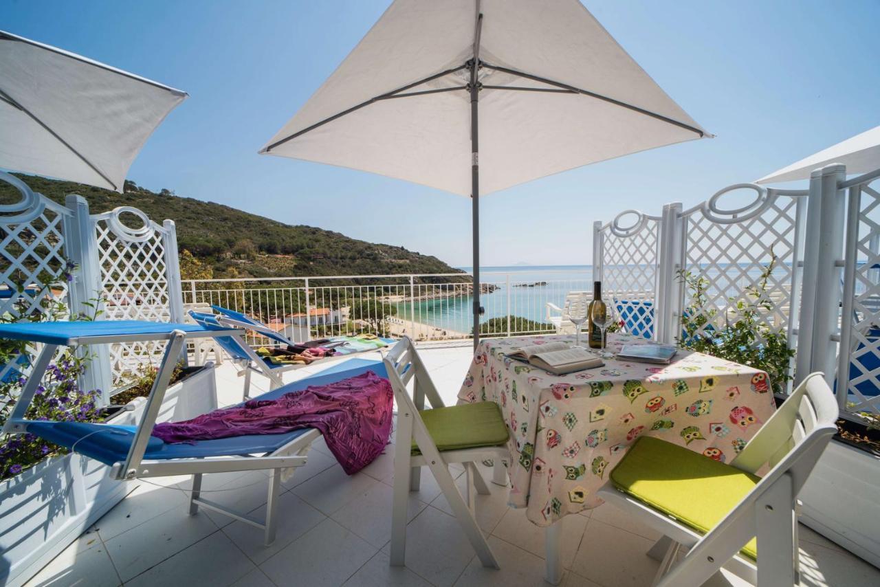 Aparthotel Le Sirene Seccheto Esterno foto