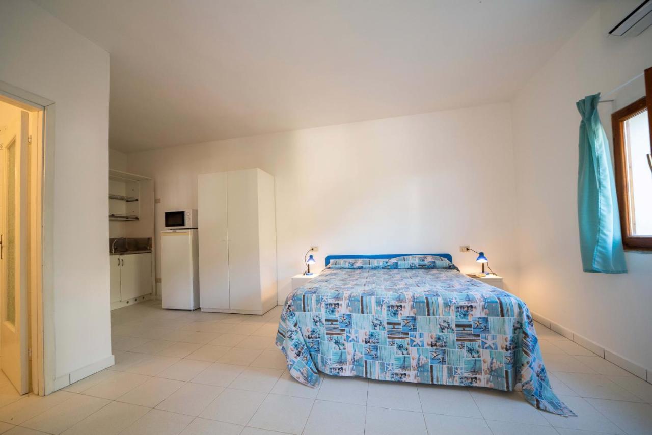 Aparthotel Le Sirene Seccheto Esterno foto