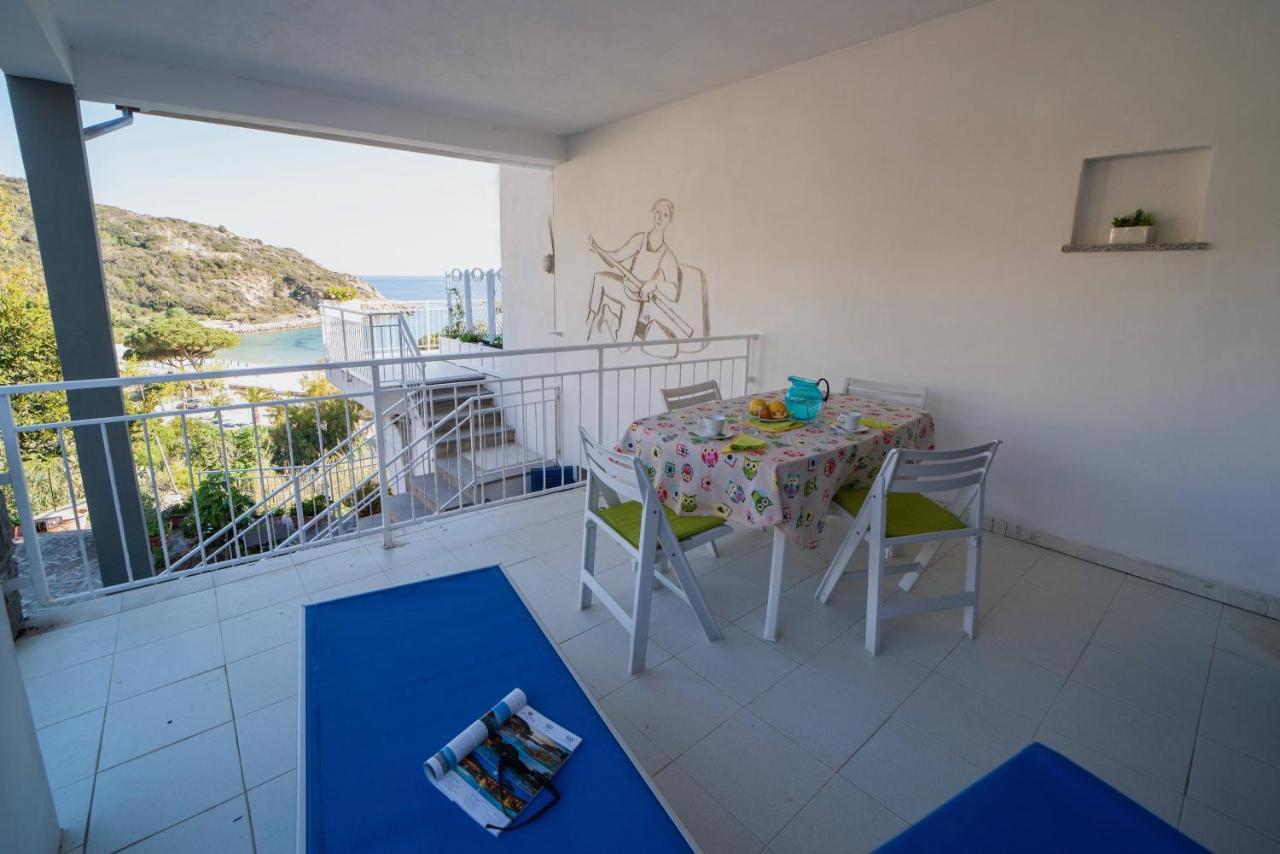 Aparthotel Le Sirene Seccheto Esterno foto